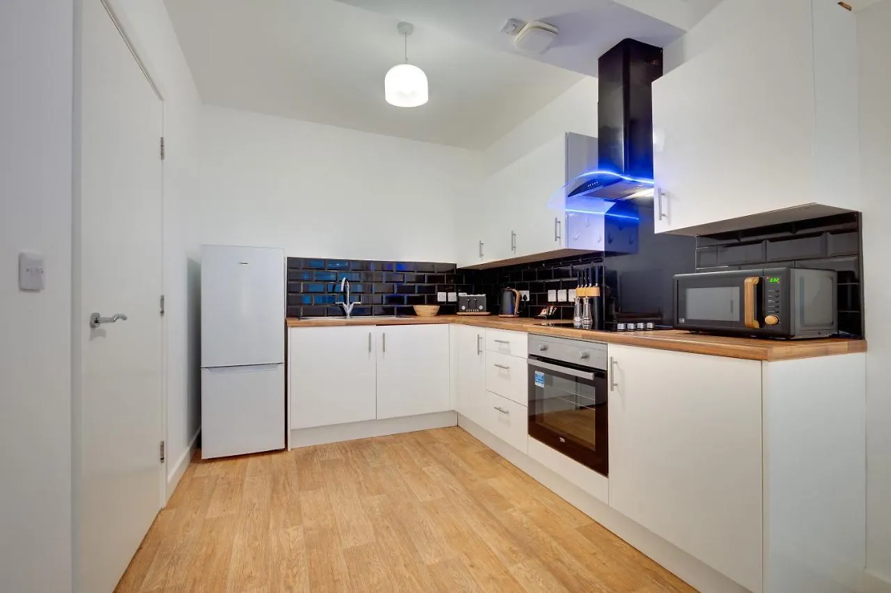 Charltons Bonds Apartments 1A By Week2Week 뉴캐슬어폰타인